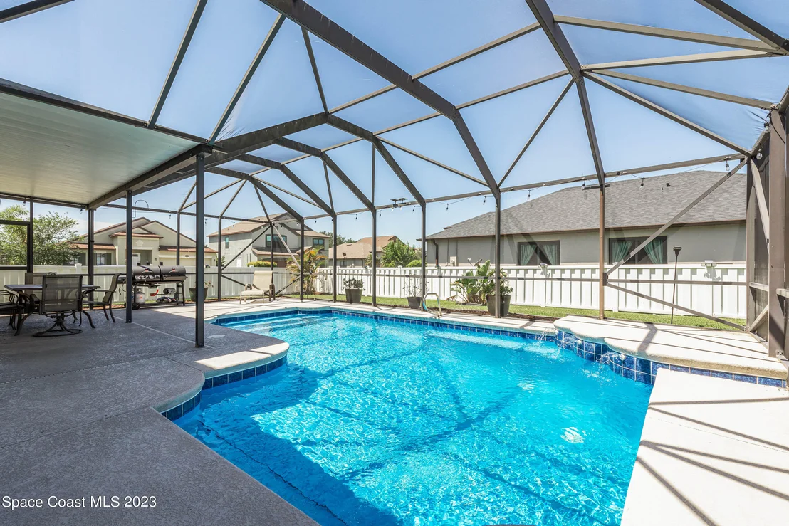 Photo of 1201 Serengeti Way