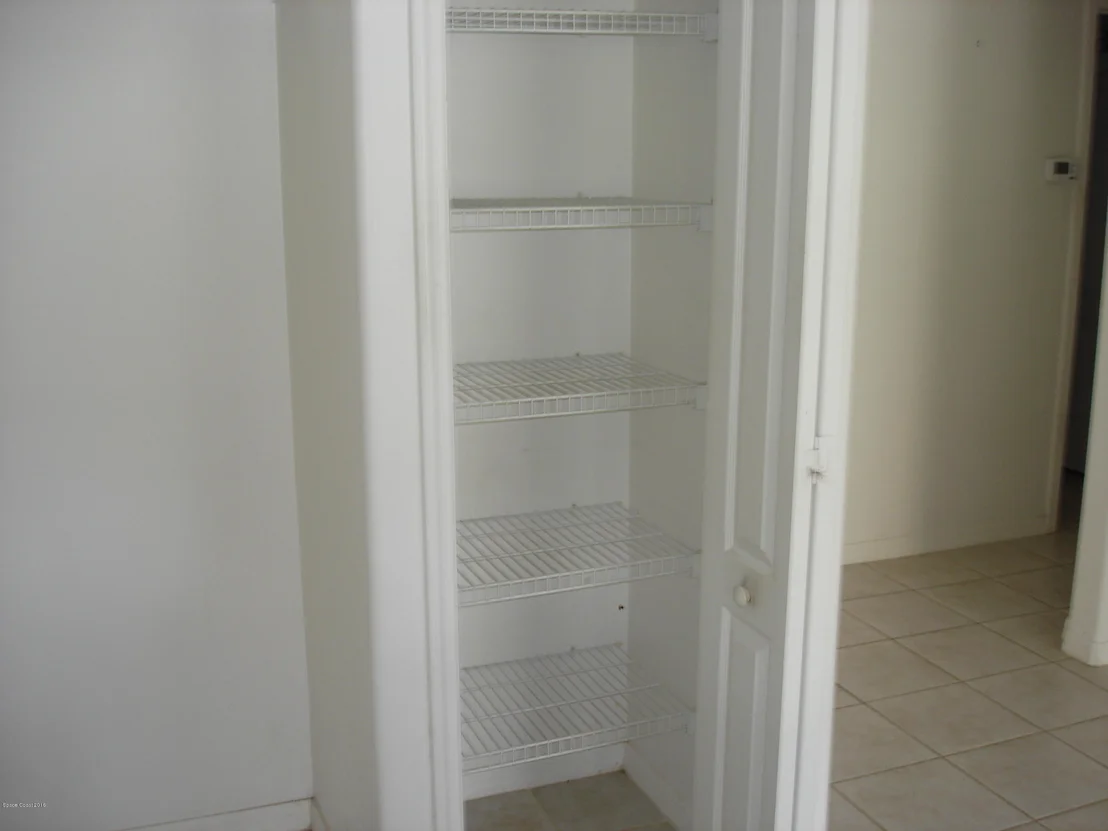 Photo of 1050 NE Pine Creek Circle NE