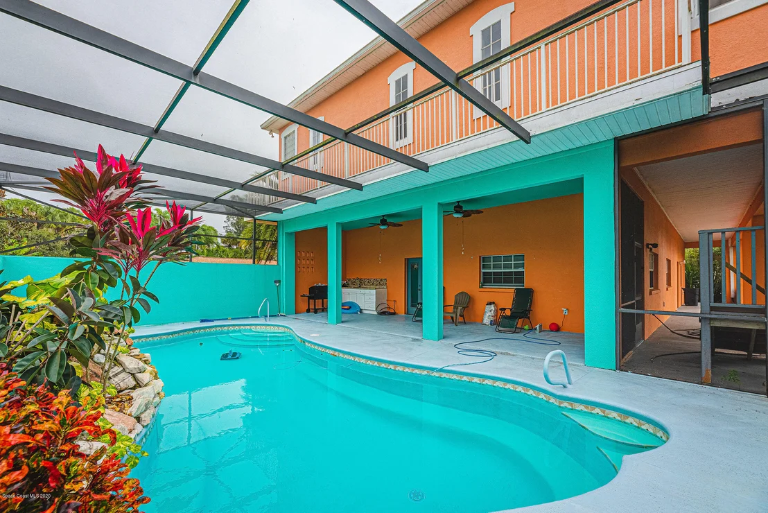 Photo of 585 Amber Lane