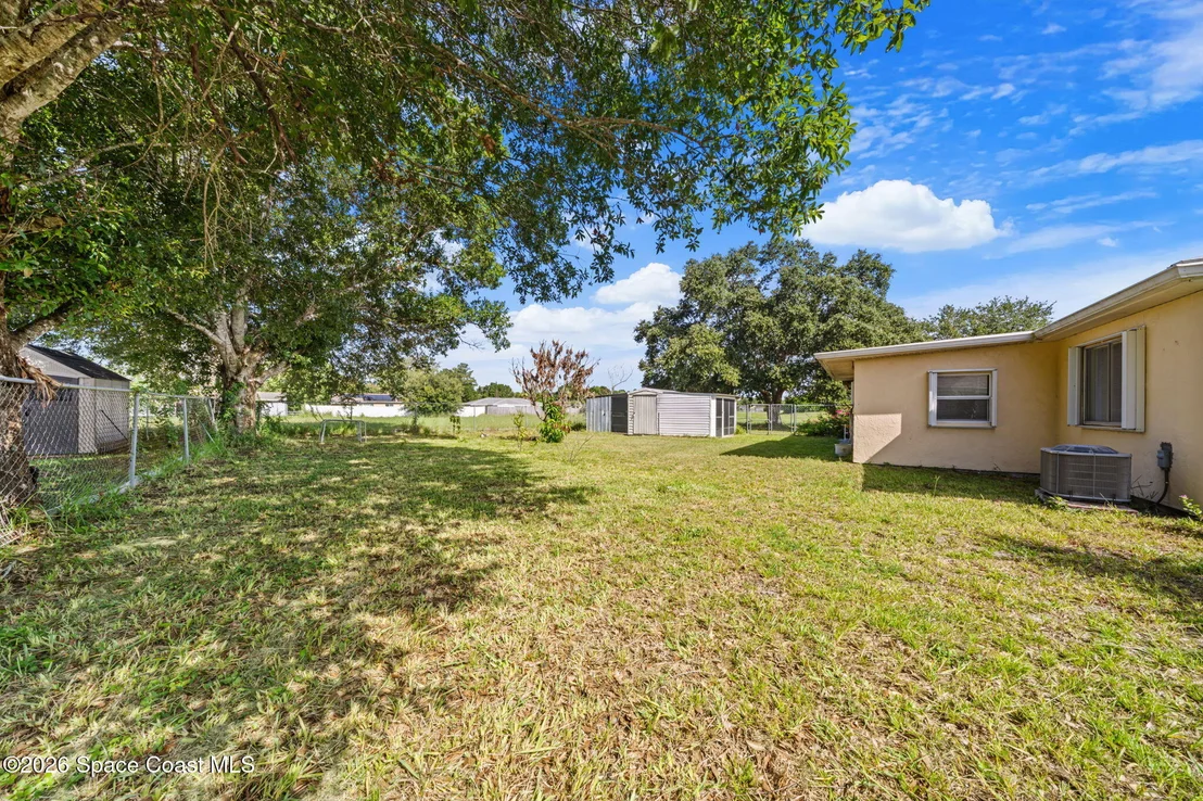 Photo of 1038 Hooper Avenue NE
