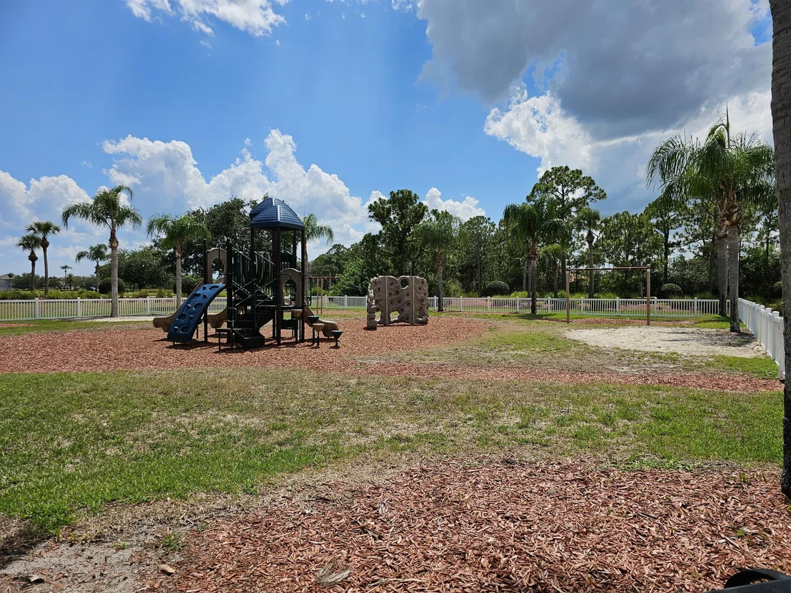 Photo of 325 Abernathy Circle