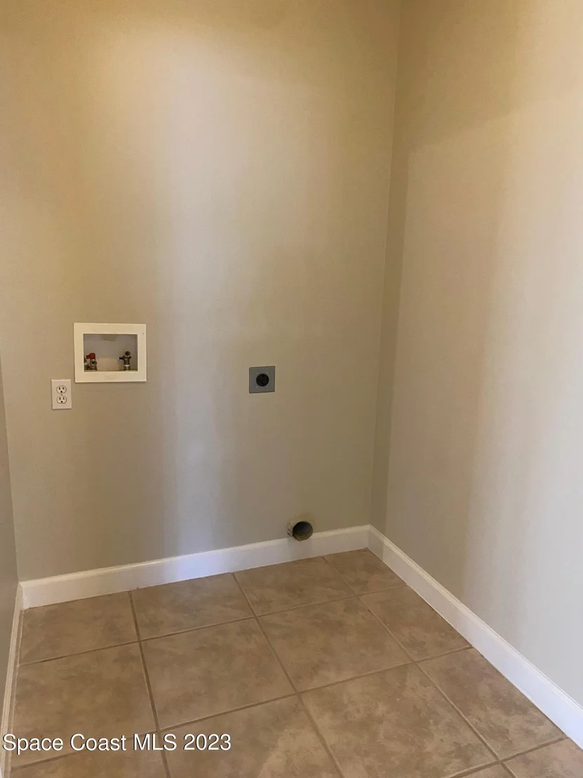 Photo of 407 Lofts Drive