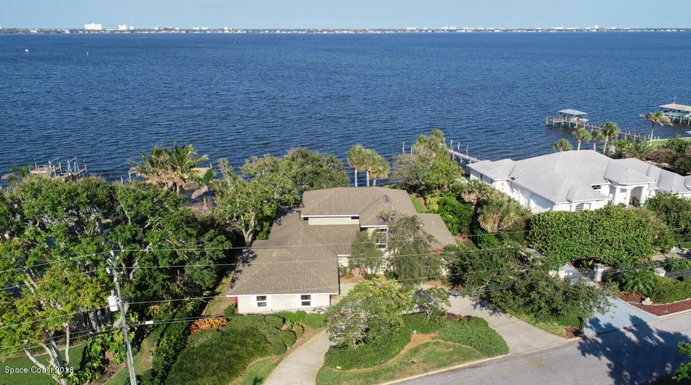 Photo of 839 Indian River Drive