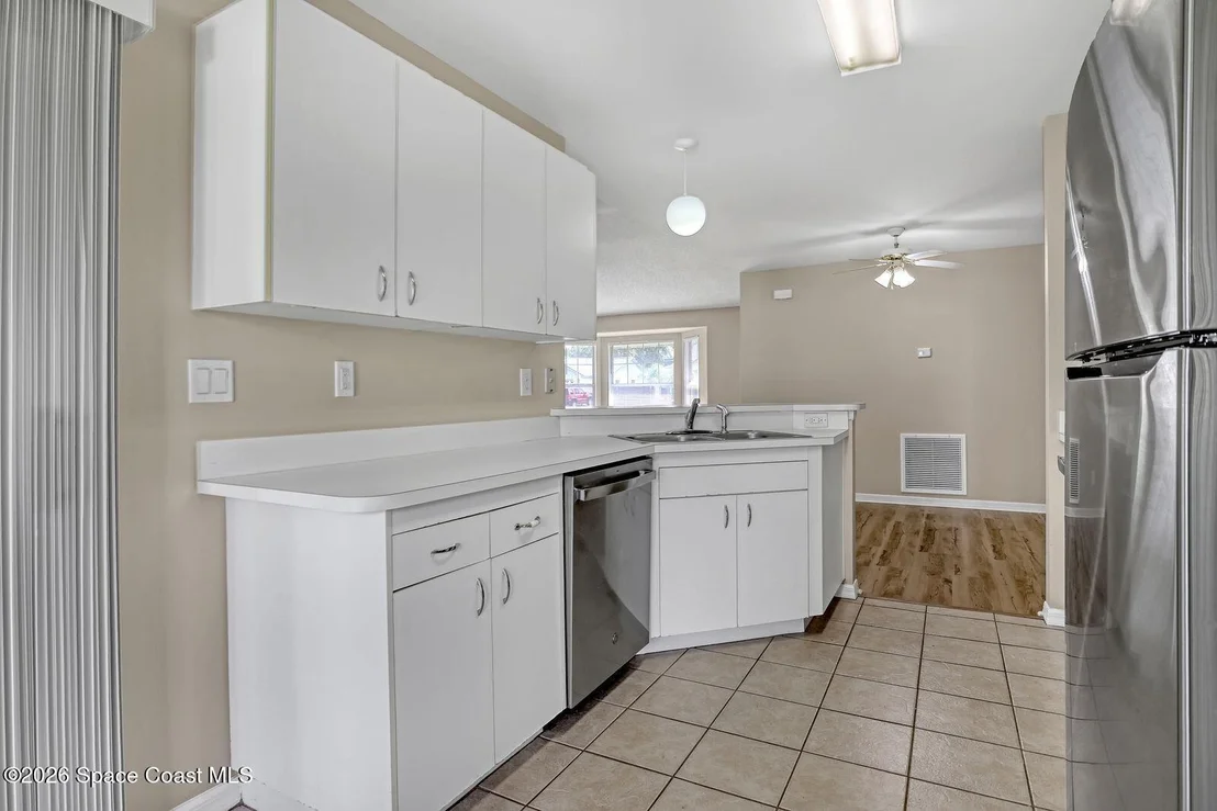 Photo of 6780 Bermuda Avenue