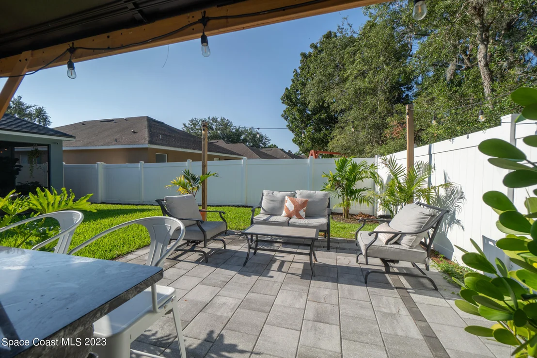 Photo of 362 Waterside Circle