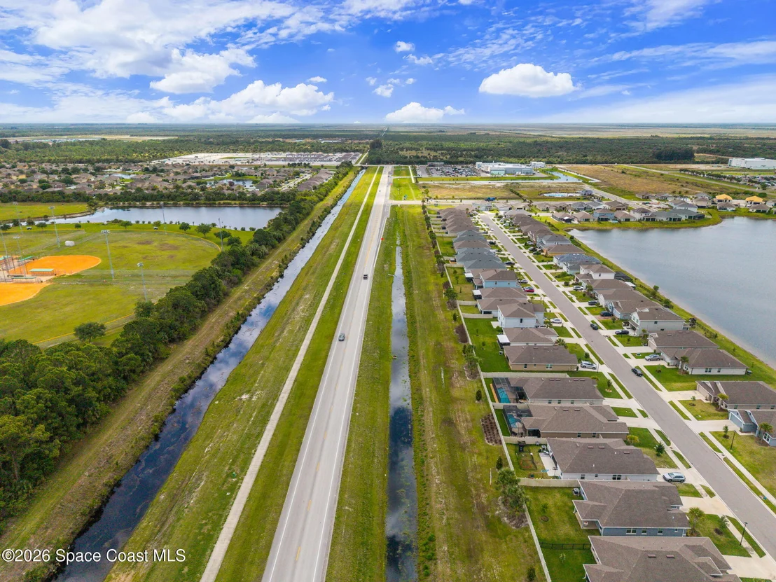 Photo of 826 Dockside Drive SW