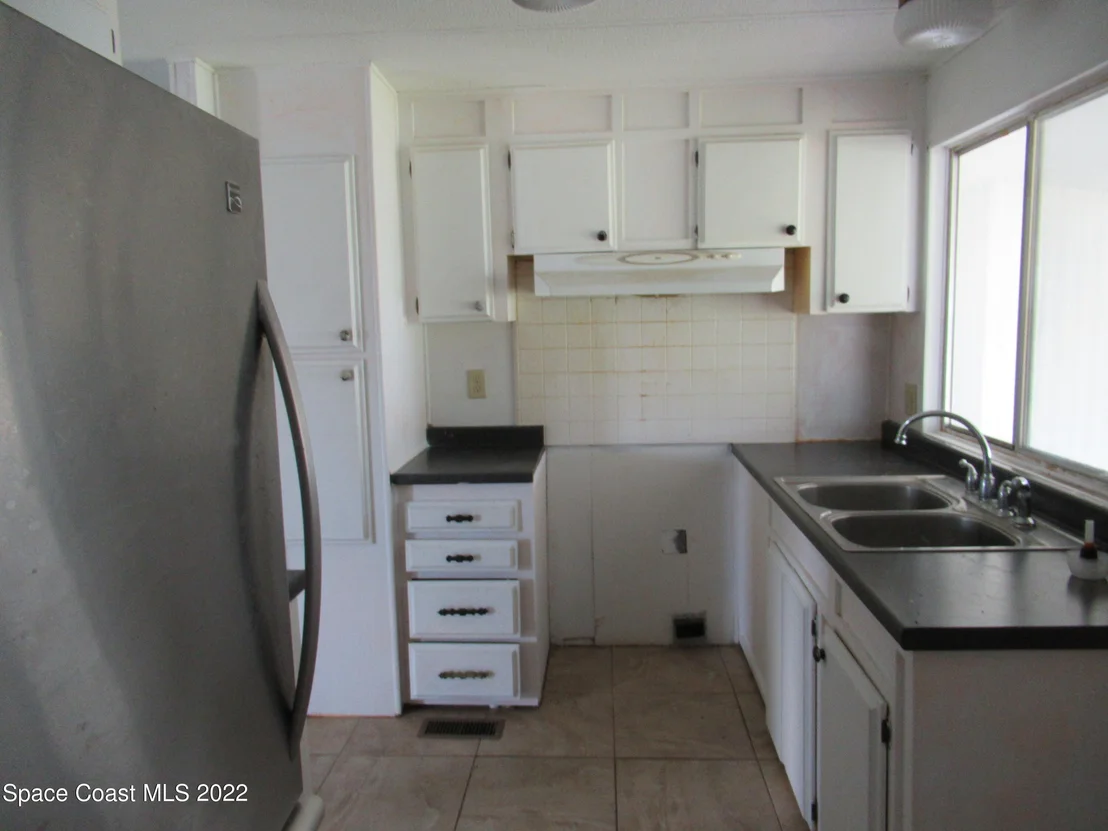 Photo of 552 Marnie Circle