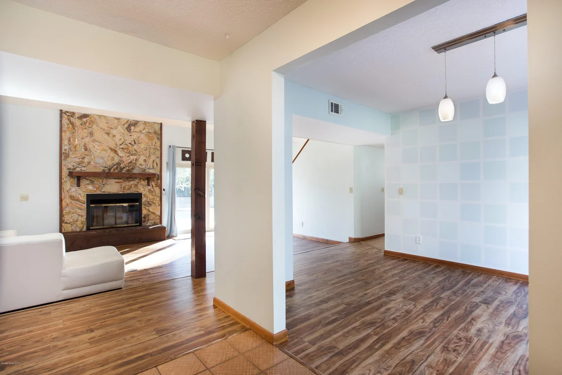 Photo of 2055 Eva Lane