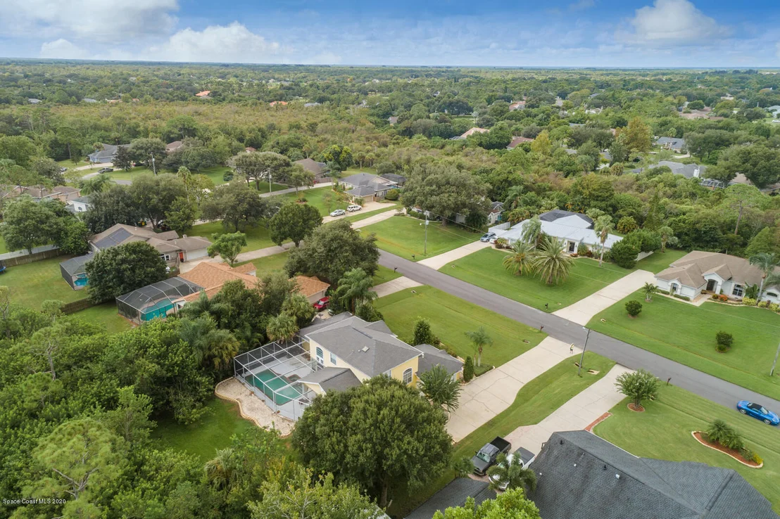 Photo of 4435 Canard Road