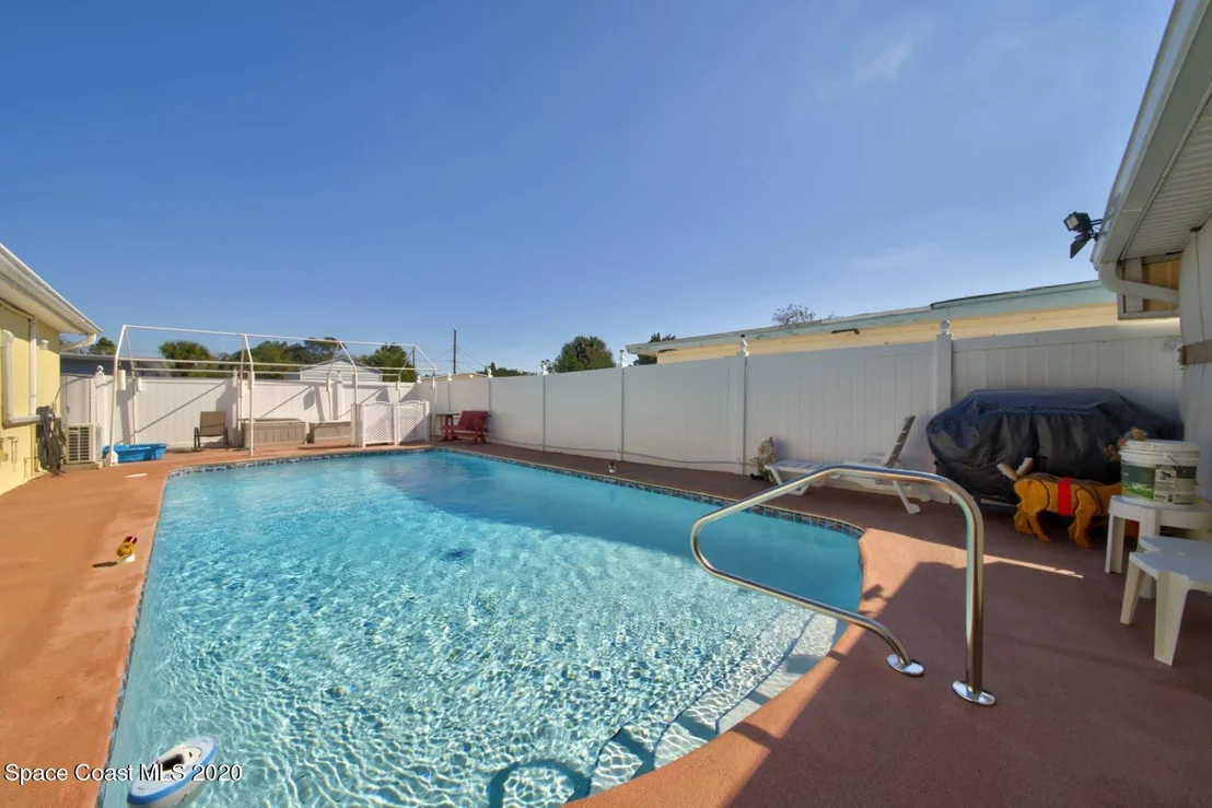 Photo of 301 Orchid Boulevard