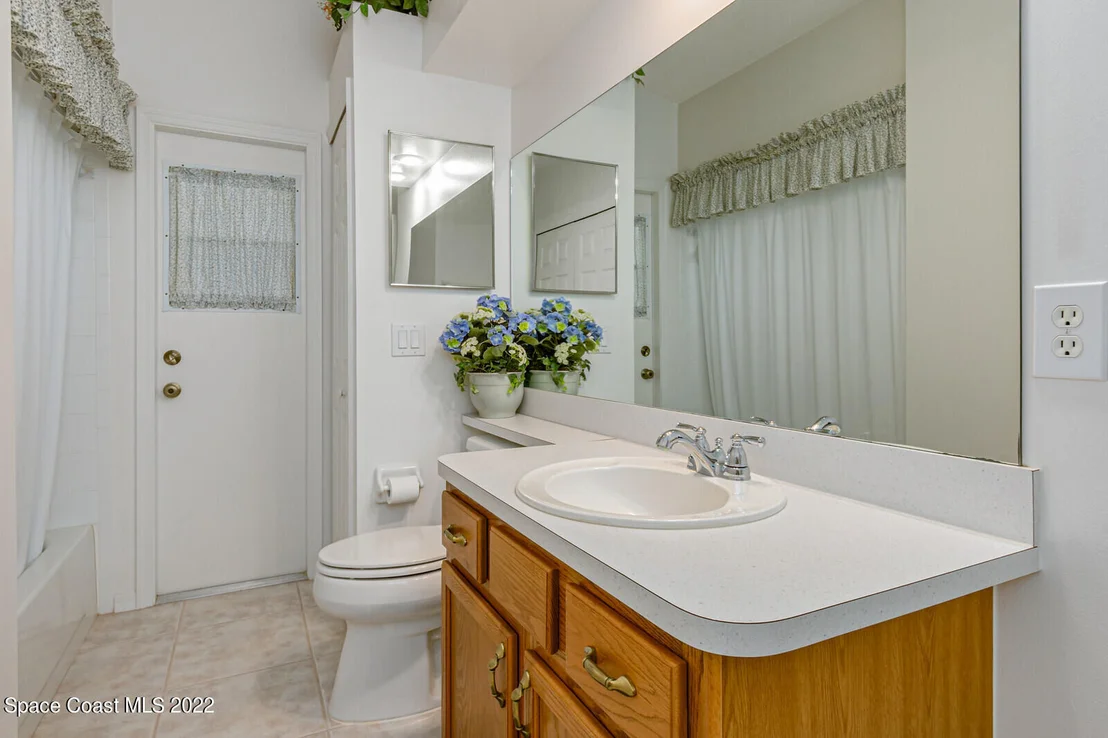 Photo of 5039 Alamanda Drive