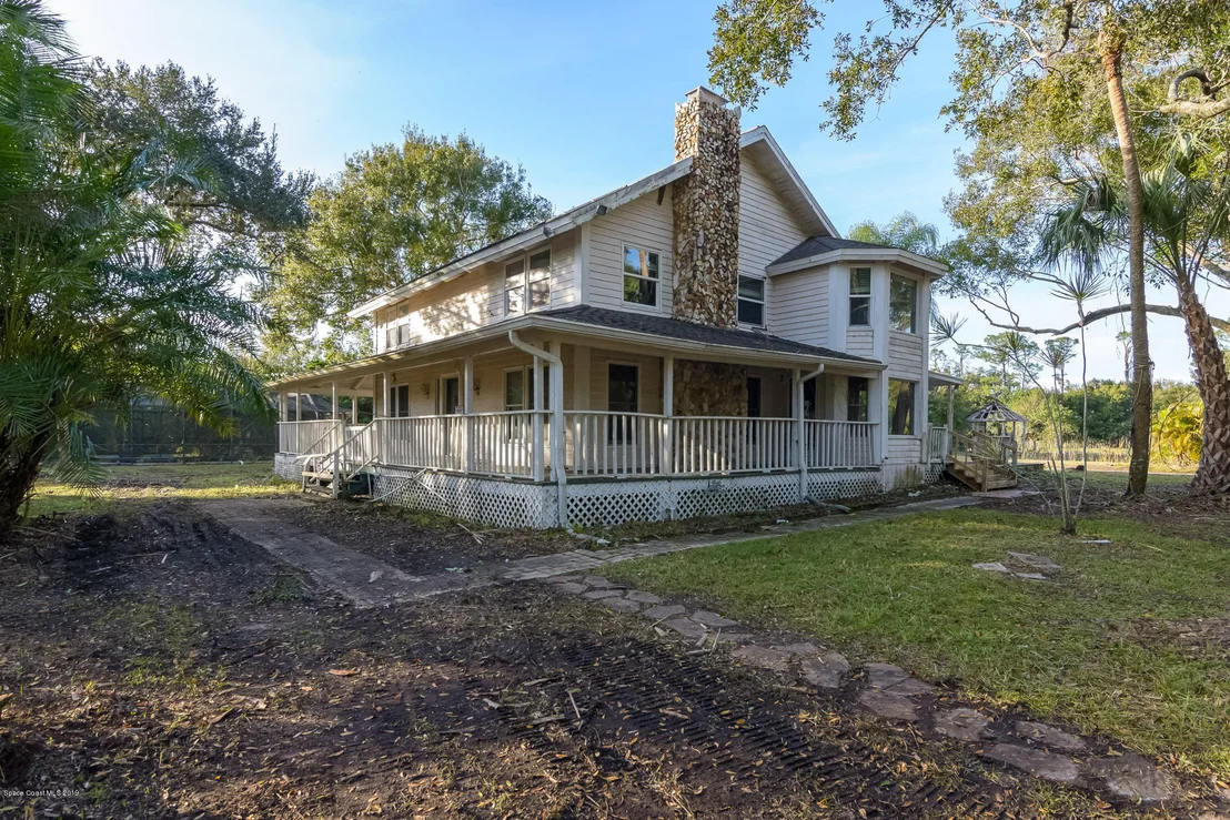 Photo of 3570 Hield Road