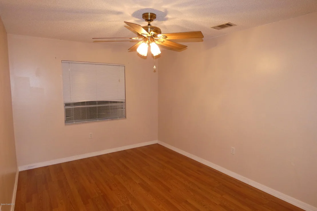 Photo of 2101 Gunpowder Drive NE