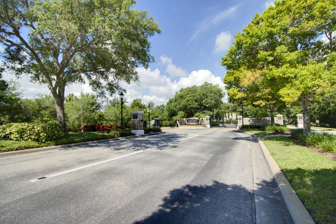 Photo of 5785 Newbury Circle