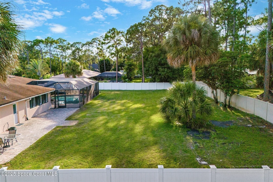 Photo of 8000 Pine Needle Lane