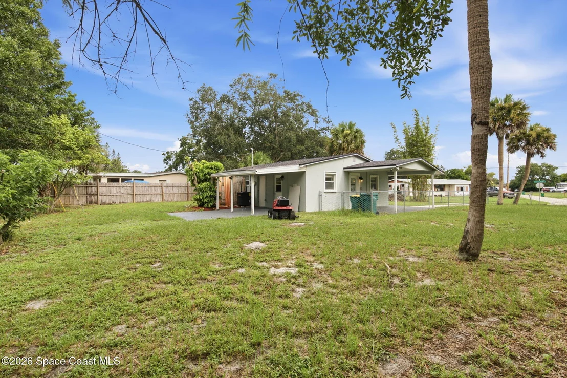 Photo of 2267 Robinhood Drive