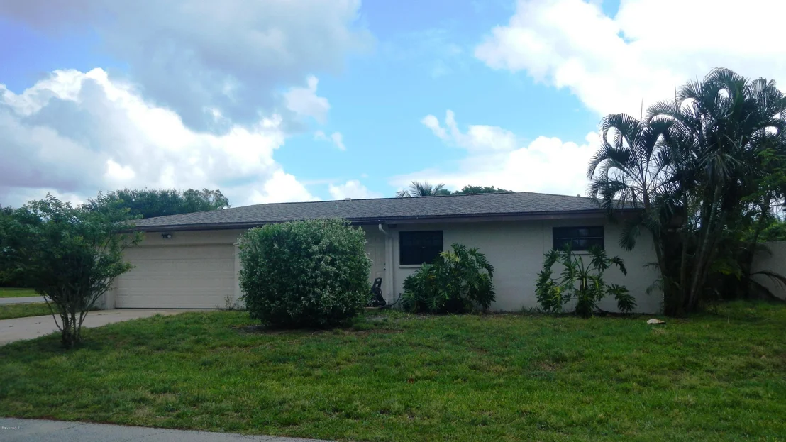 Photo of 411 Banyan Way