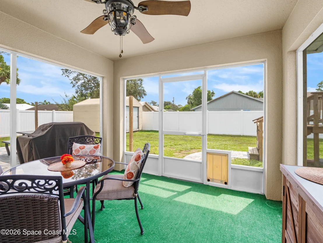 Photo of 5931 Midway Avenue