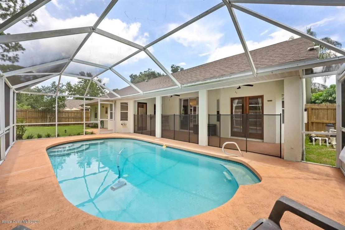 Photo of 933 Osprey Lane