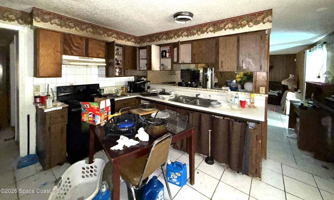 Photo of 4200 Devoe Avenue
