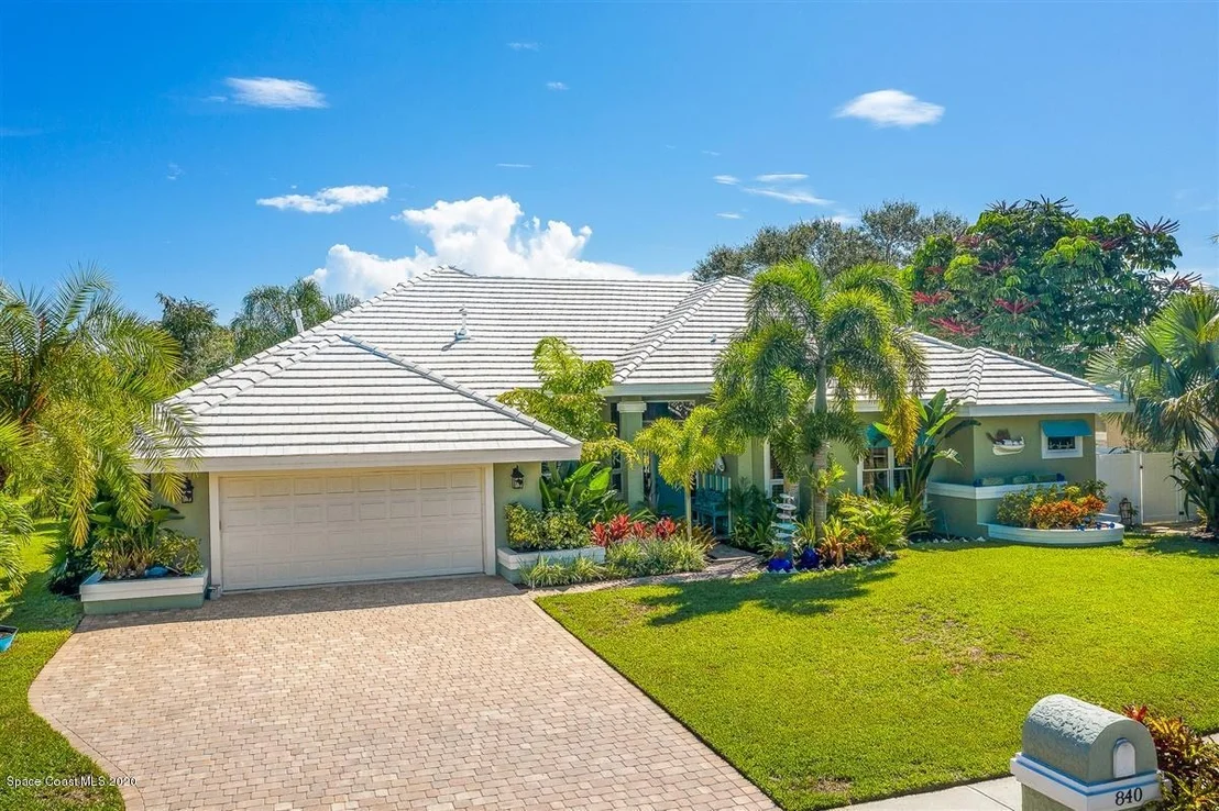 Photo of 840 Peregrine Drive
