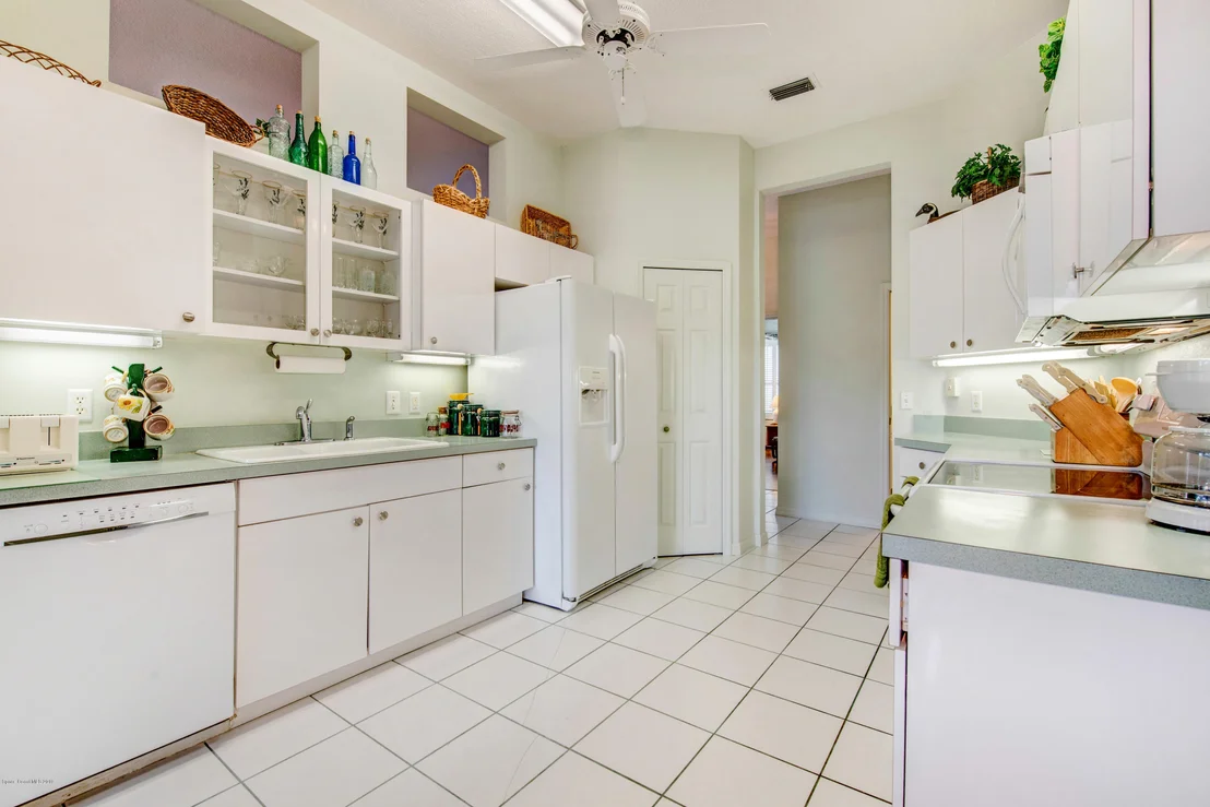Photo of 2573 Addington Circle