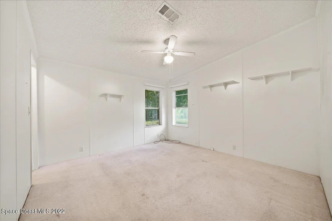 Photo of 3070 Milwaukee Avenue