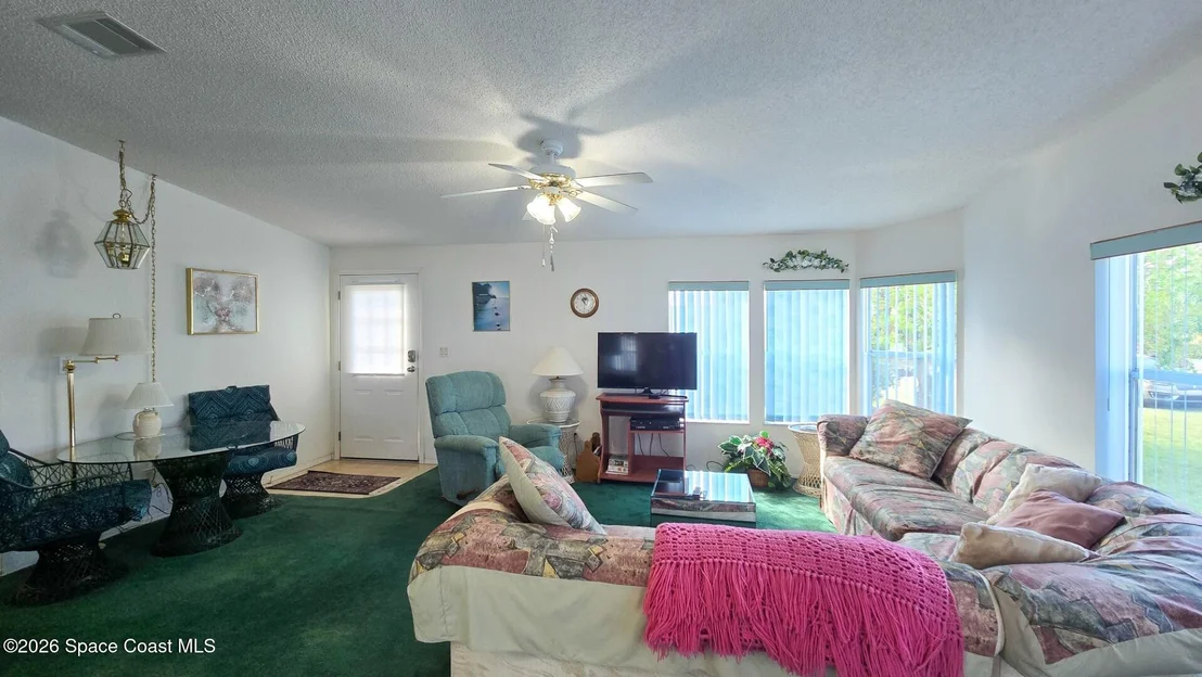 Photo of 306 Buttonwood Court