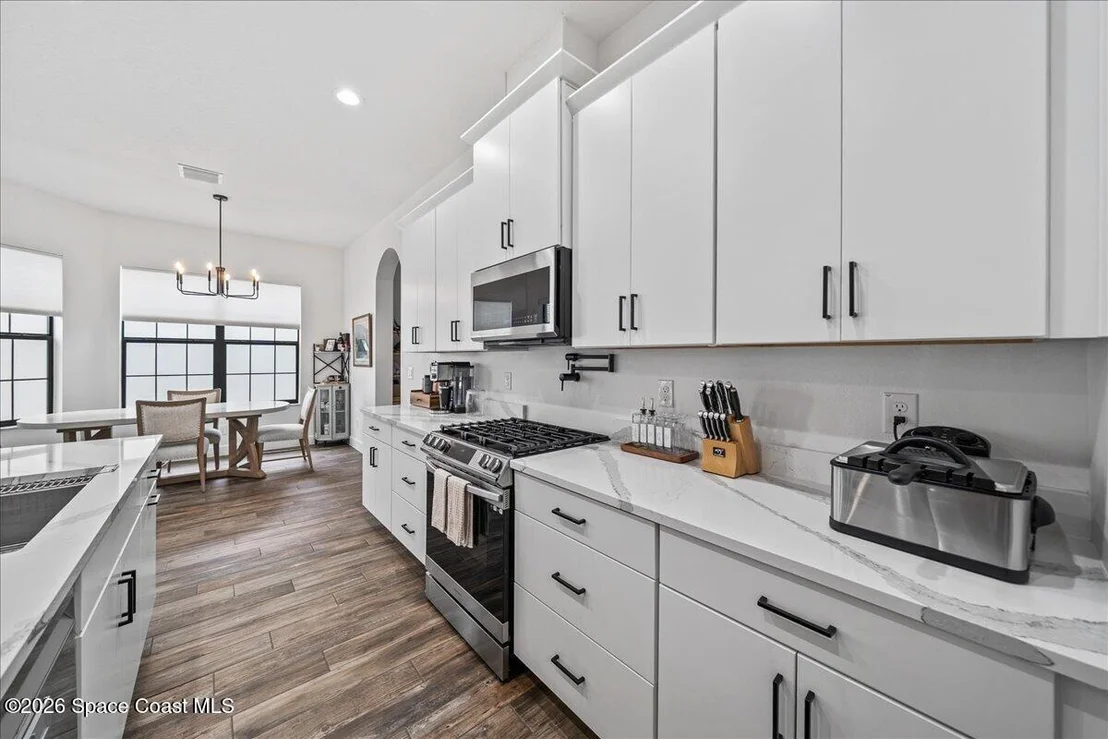 Photo of 8476 Lyside Drive