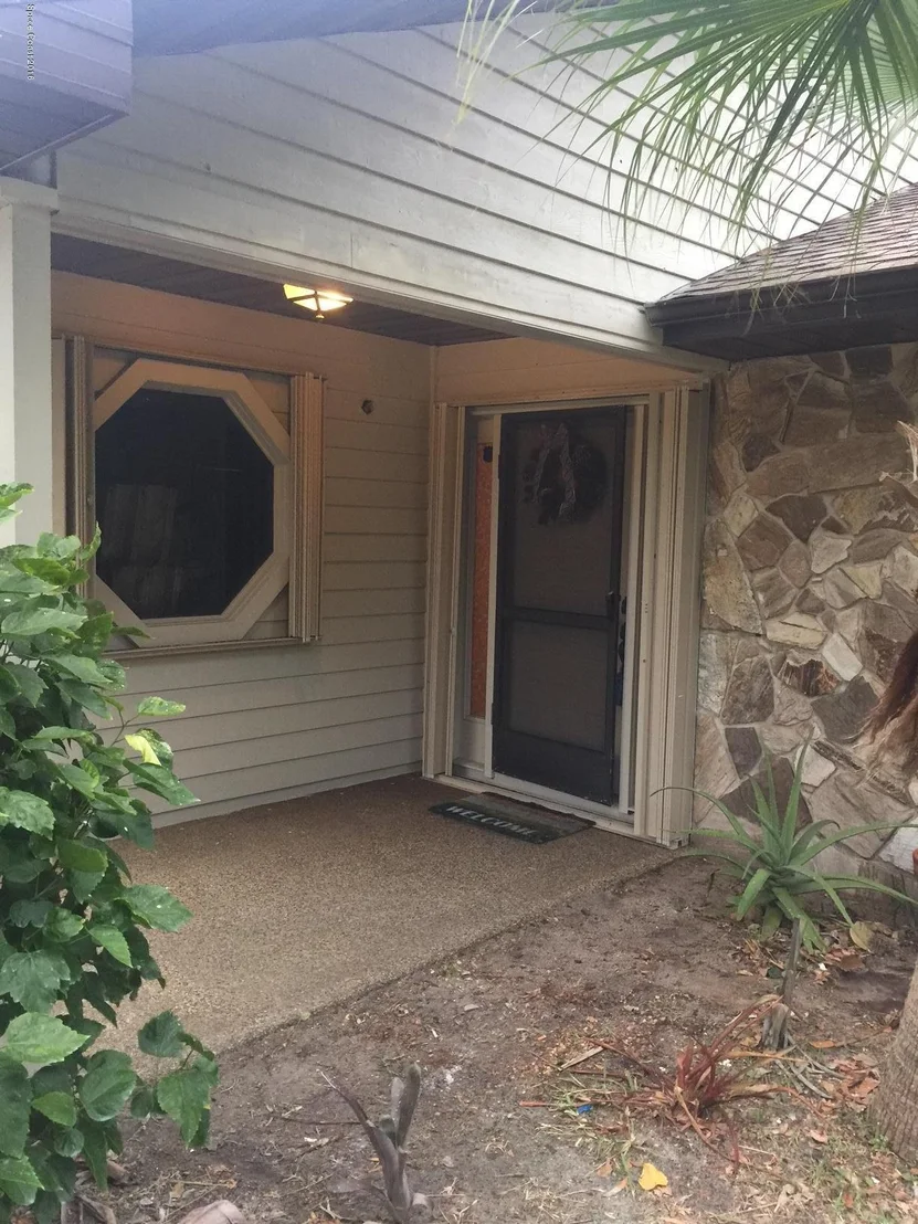 Photo of 180 Cinnamon Drive