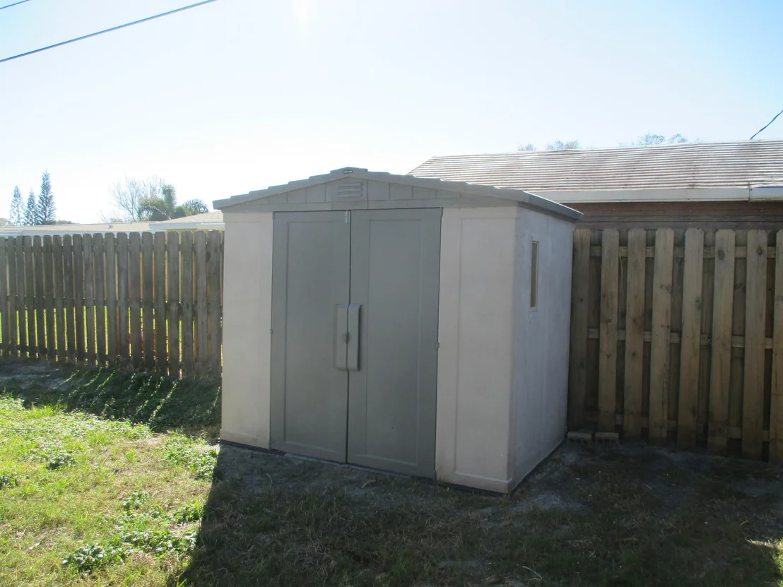 Photo of 1737 N Dodge Circle