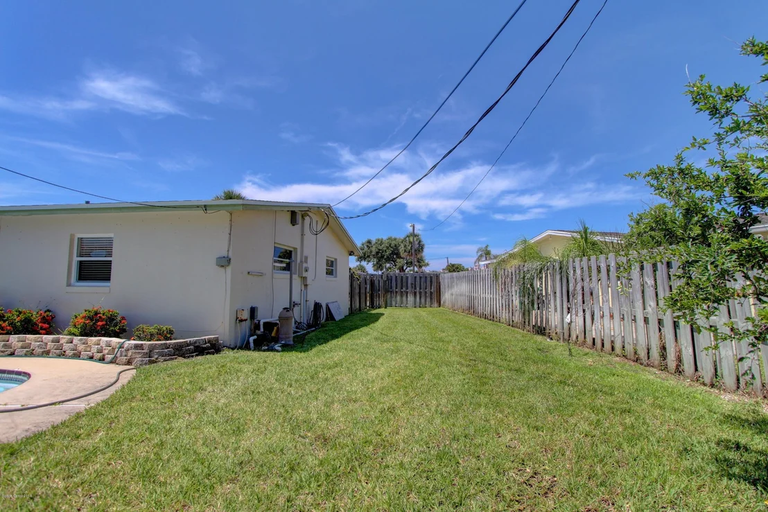 Photo of 913 Bluewater Drive