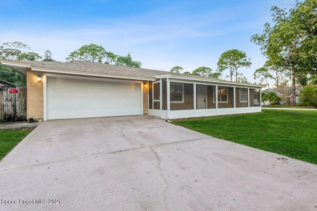 Photo of 7000 Pluto Avenue