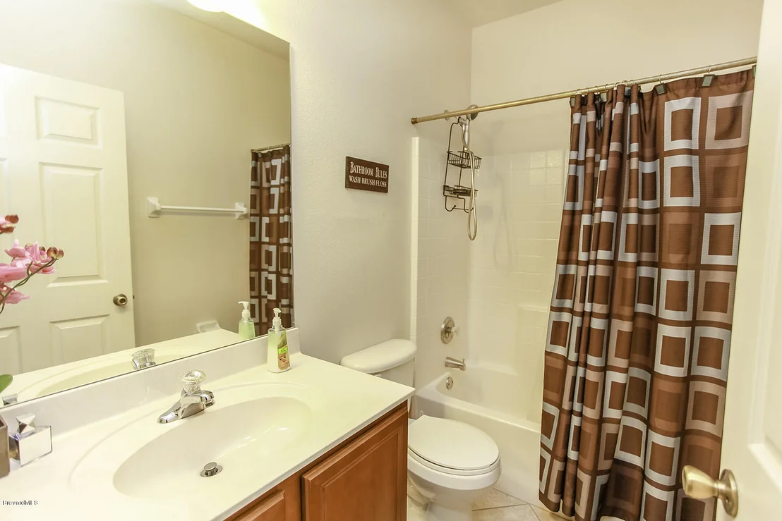 Photo of 1221 Bolle Circle