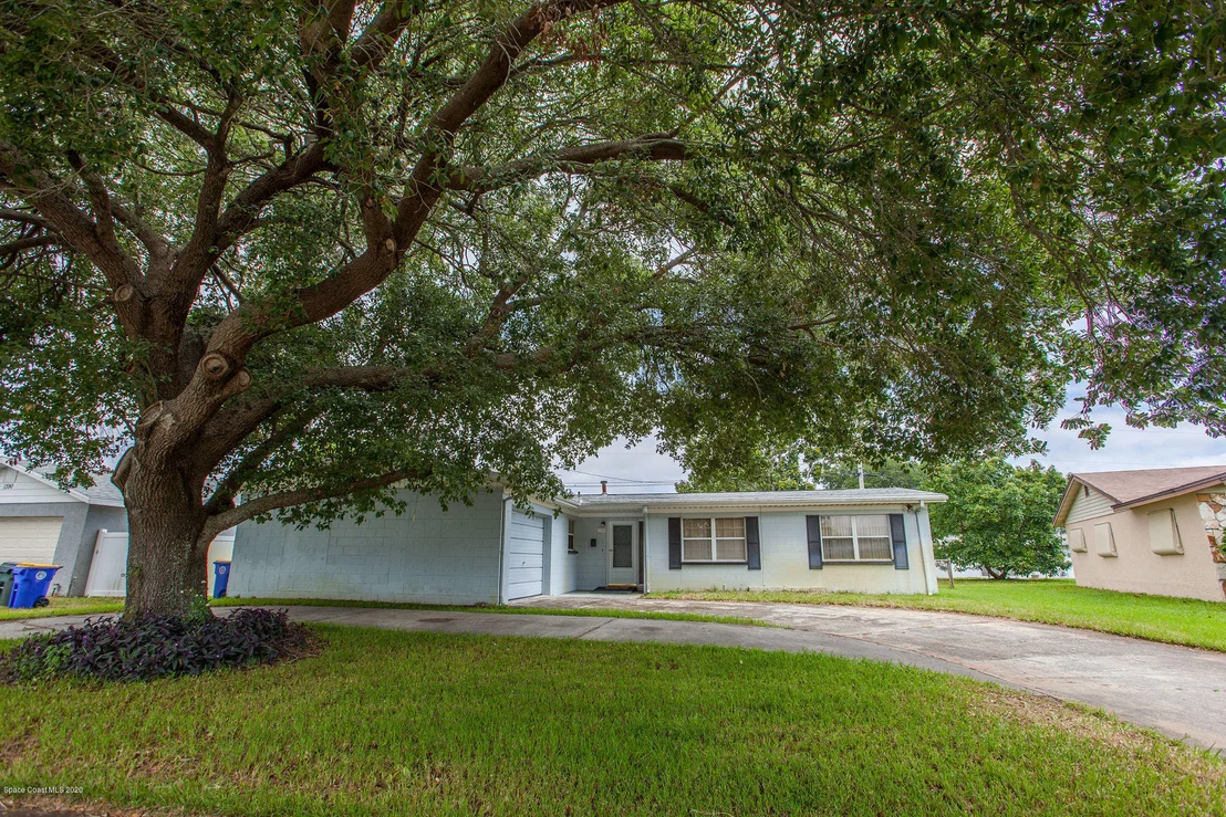 Photo of 1392 Sarazen Drive