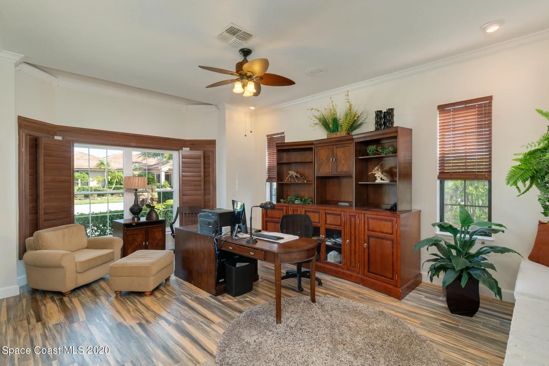 Photo of 466 Lanternback Island Drive