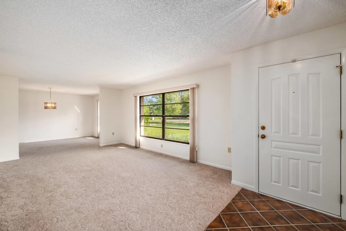 Photo of 1740 Hidden Lake Drive