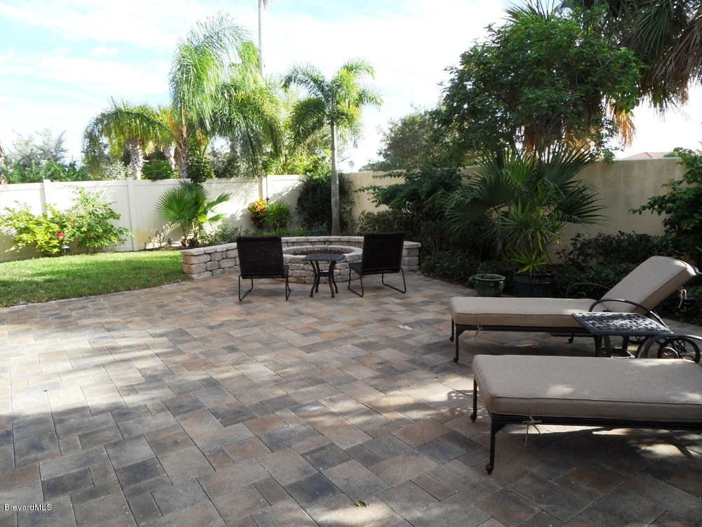 Photo of 319 Montecito Drive