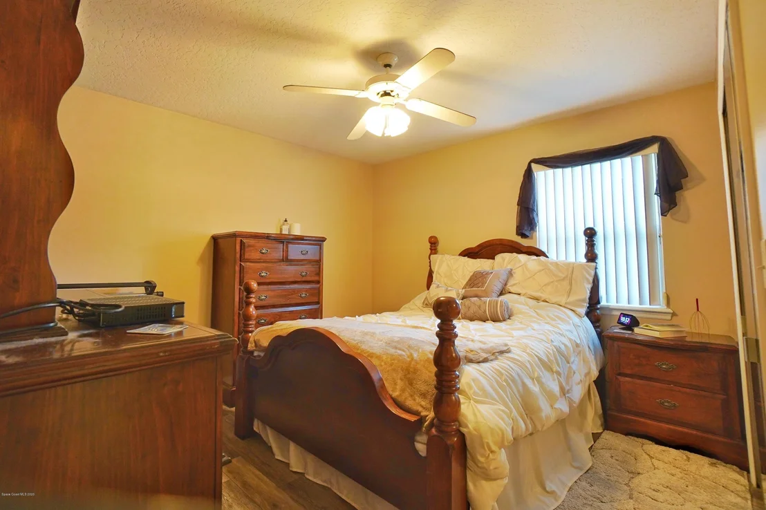 Photo of 440 N Burnett Road