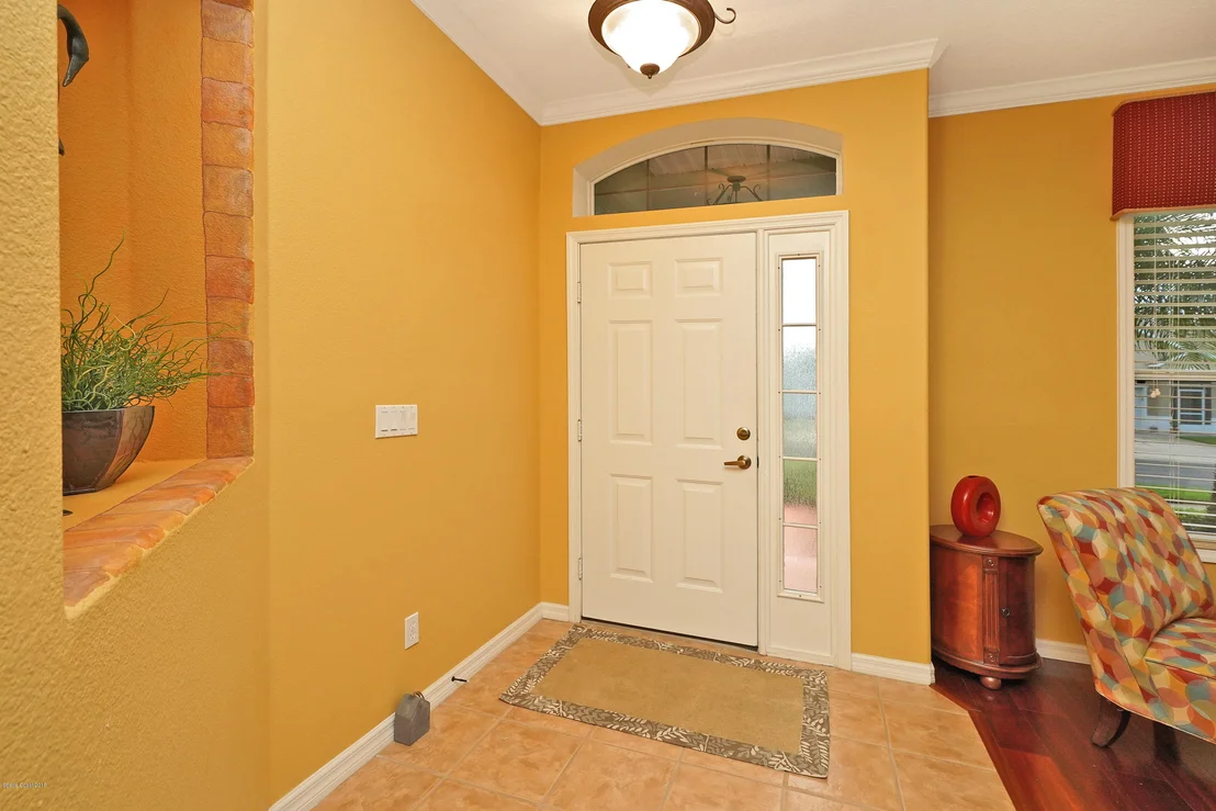 Photo of 4620 Portage