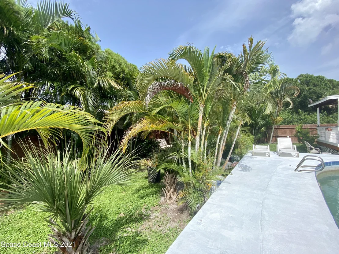 Photo of 1867 Seagrape Street NE
