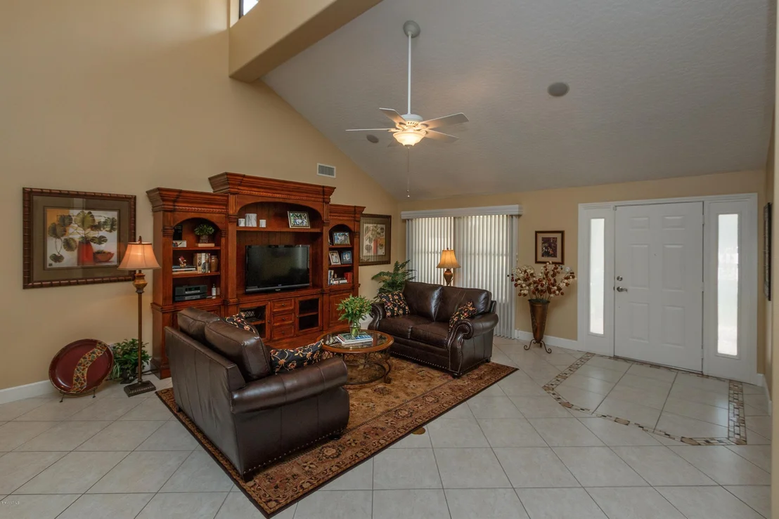 Photo of 610 Woodbridge Drive