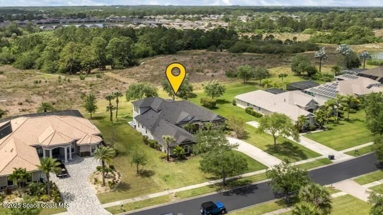 Photo of 2100 Windbrook Drive SE