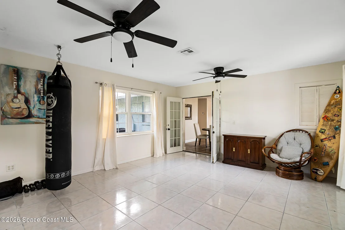 Photo of 2919 Colchester Road