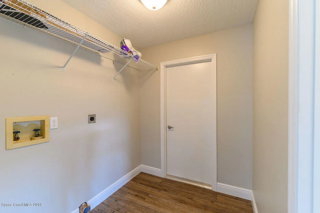 Photo of 2542 Lemon Street NE