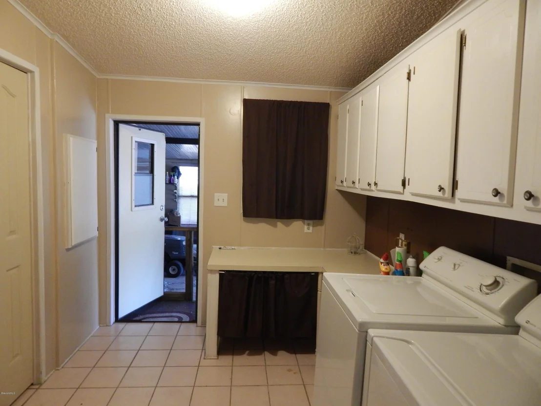 Photo of 3460 Tracy Court