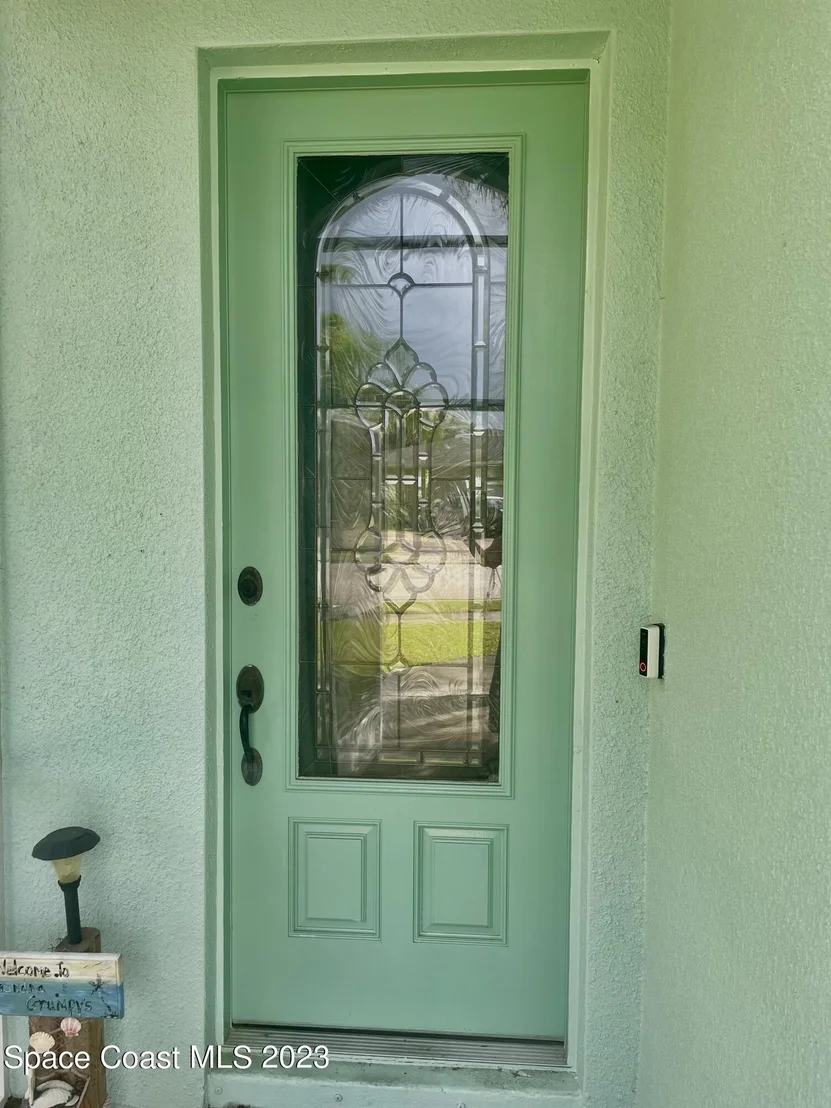 Photo of 471 Carley Lane