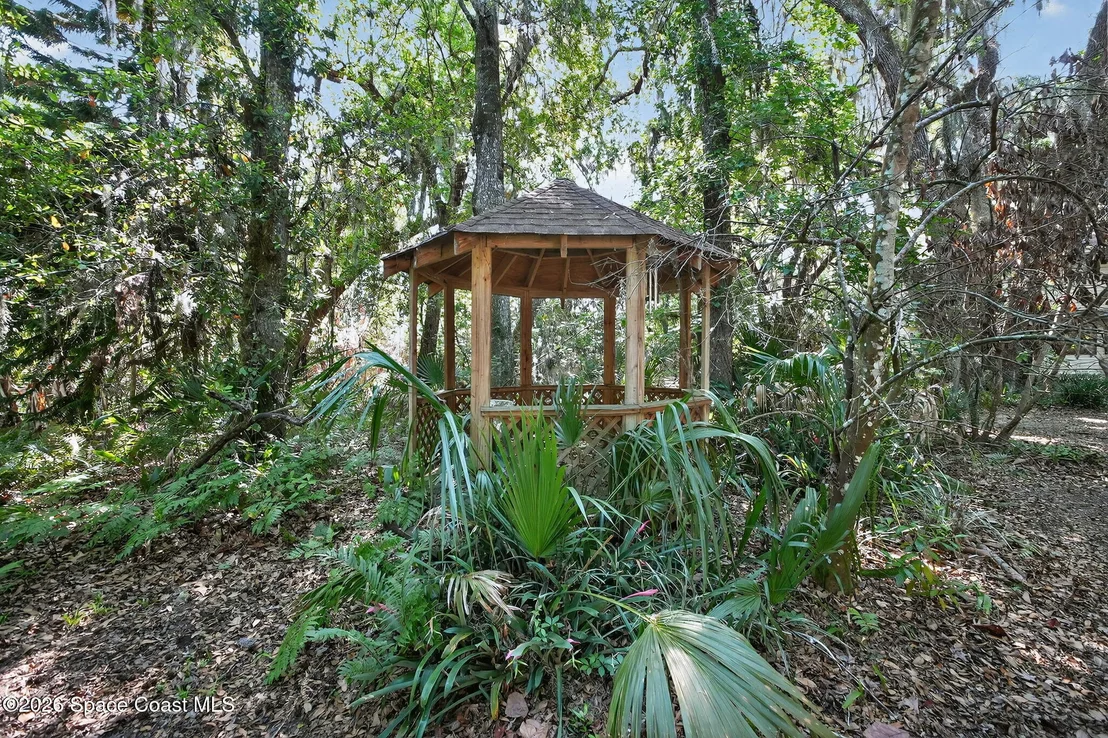 Photo of 3380 Lionel Road