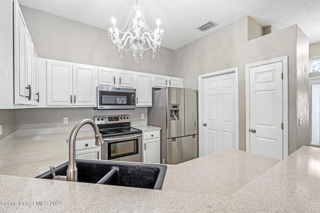 Photo of 664 Sedgewood Circle