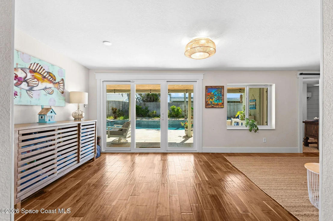 Photo of 505 Coronado Way